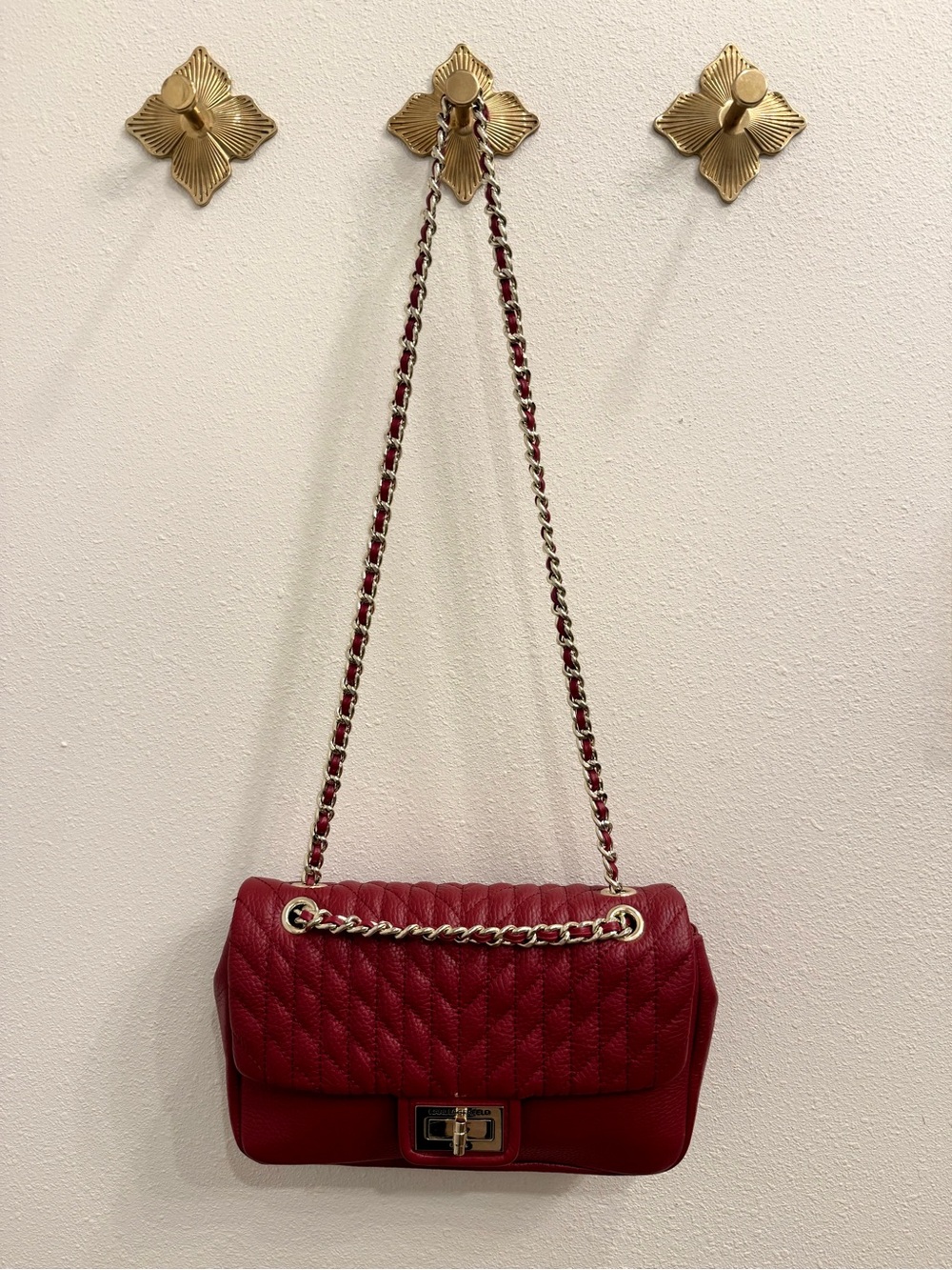 KARL LAGERFELD Quilted Red Leather Chain Shoulder Bag - Picture 4 of 10